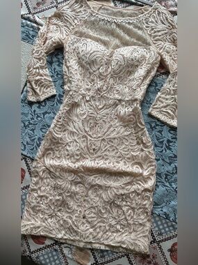 Y2K NWOT Sue Wong Cream Macrame Lace Dress with floral embroidery, size 12
